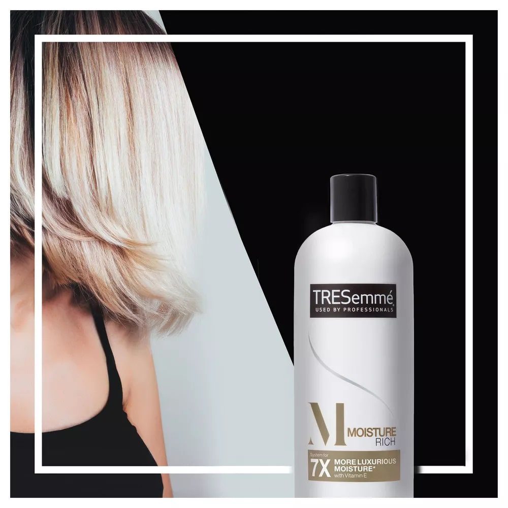 Tresemme-Moisture-Rich-Conditioner-7x-for-Professional-Quality-Salon-Healthy-Look-and-Shine-3-min.jpg Tresemmé Moisture Rich Conditioner - Image 2